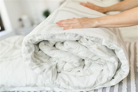 How to Wash a Comforter (So It’s Like N.